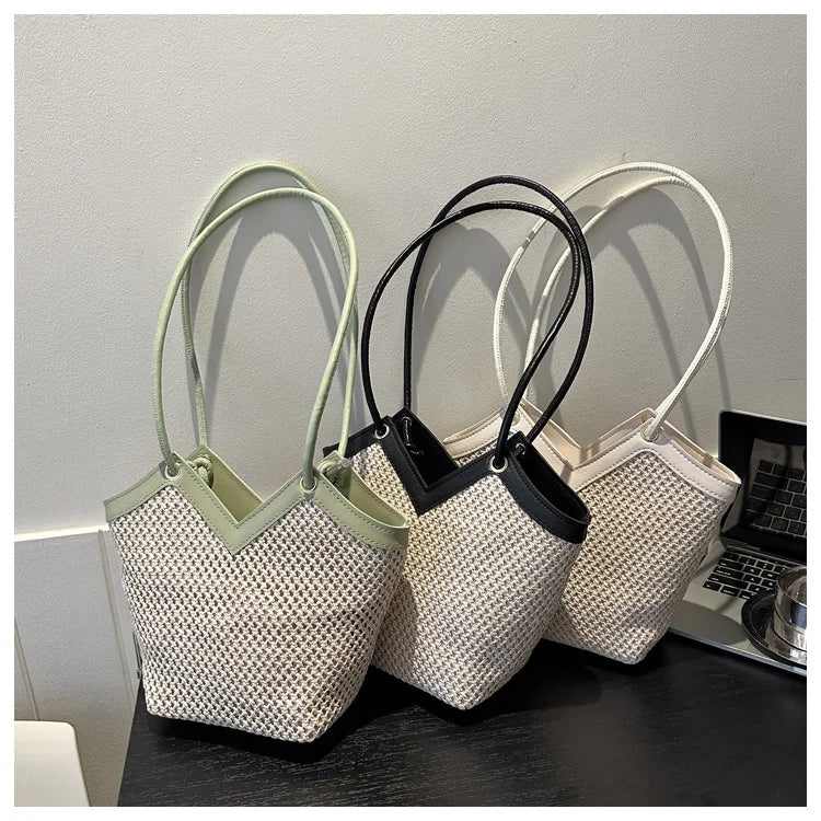 Women Straw Contrast Shoulder And Tote Bag