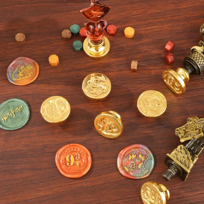 Vintage Harry Potter Deal Box - Gryffindor