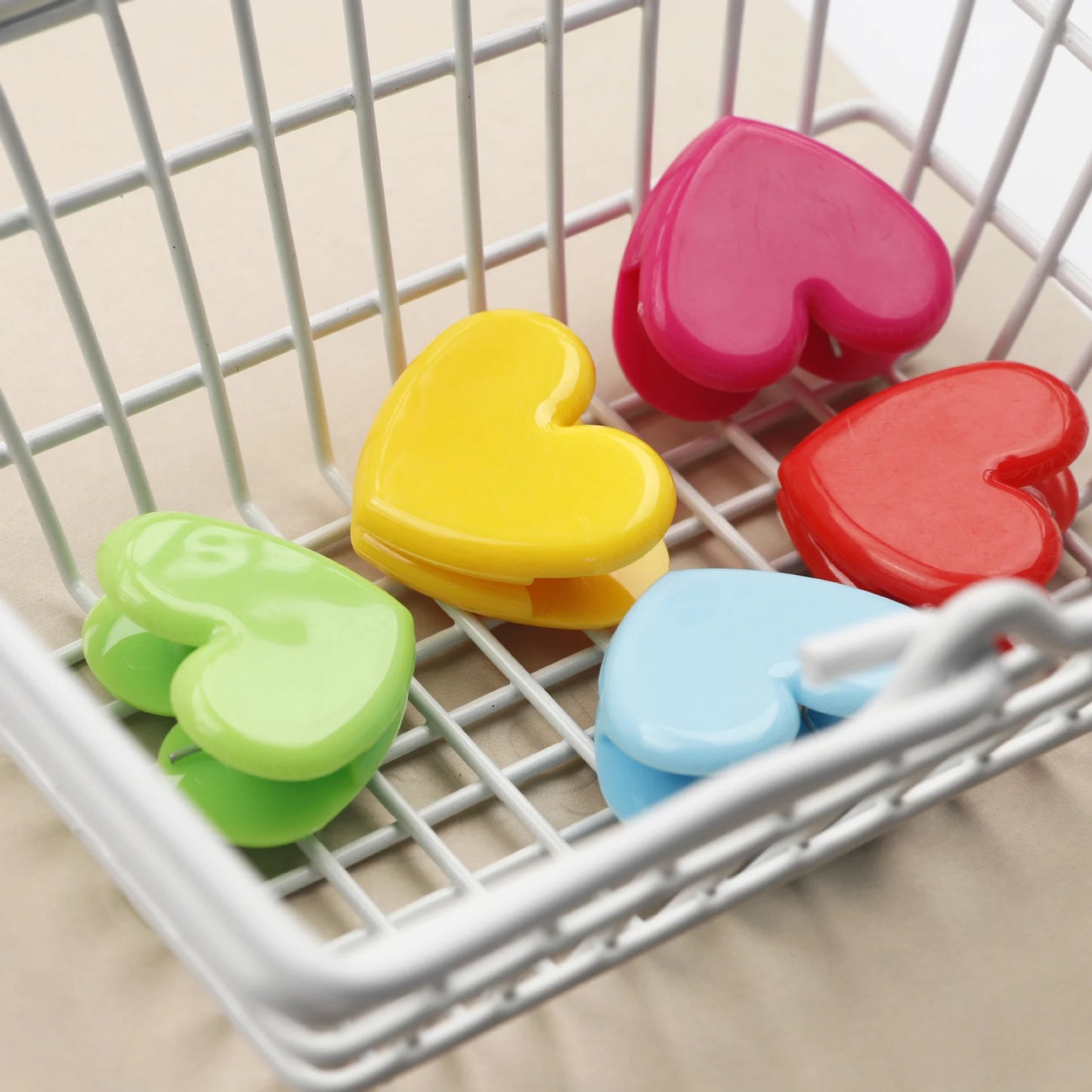 4 Pcs Colorful Heart Shape Paper Clips