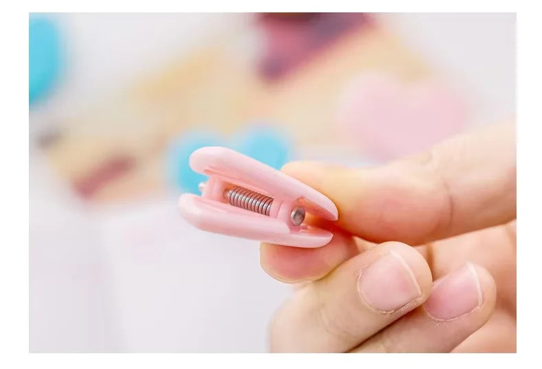 4 Pcs Colorful Heart Shape Paper Clips