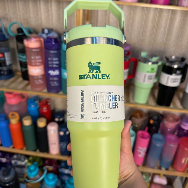 Ice Flow Handheld Tumbler With Flip Straw - Light Green