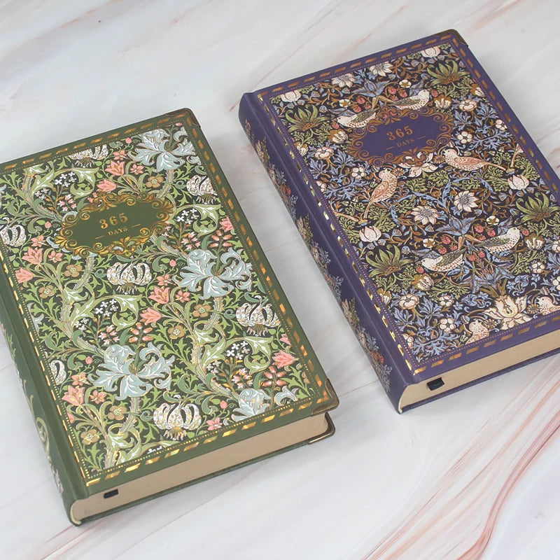 William Morris Floral Cover 365 Days Year Planner with Plain Kraft Pages