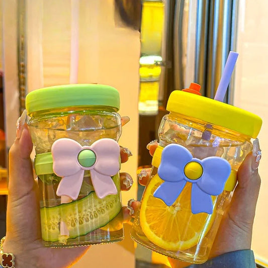 Bow Glass Cup with Straw