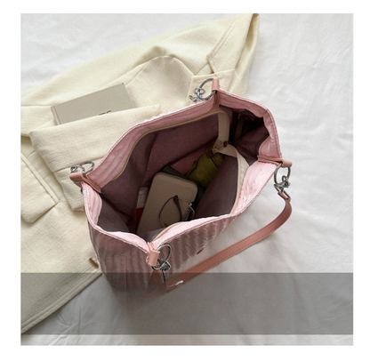 Large Capacity Heart Patch Shoulder And Tote Bag