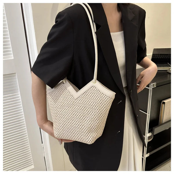 Women Straw Contrast Shoulder And Tote Bag