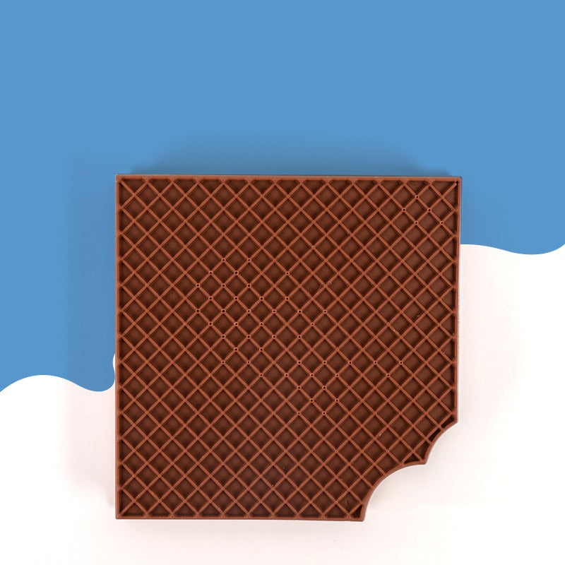 Brown lattice-patterned object on a blue and white background
