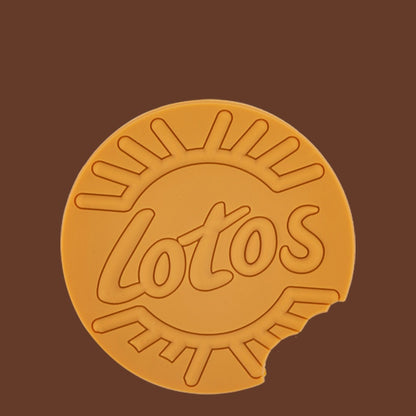 Round cookie with 'Lotos' branding on a brown background