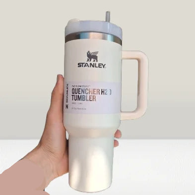 THE QUENCHER H2.0 FLOWSTATE™ TUMBLER - CREAMY