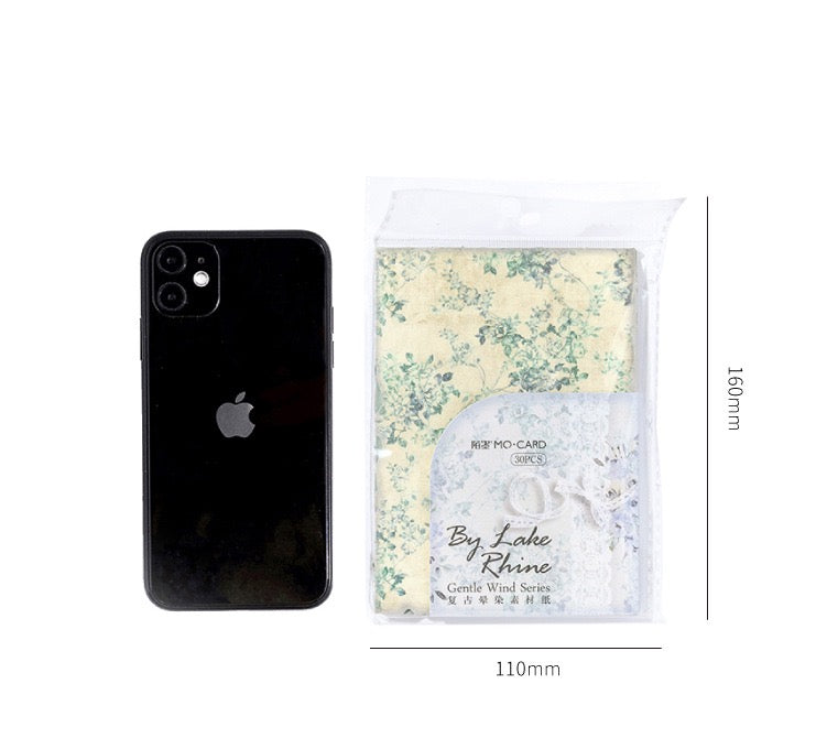 Phone case next to its packaging with dimensions indicated