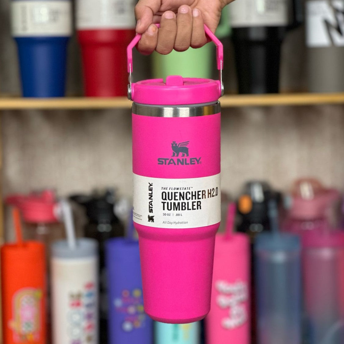 Ice Flow Handheld Tumbler With Flip Straw  - Pink