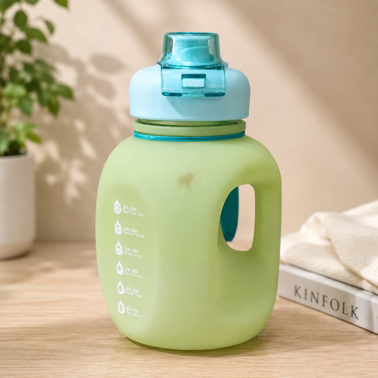 Portable Gradient Color Sports Water Bottle with Handle - Minor Fault