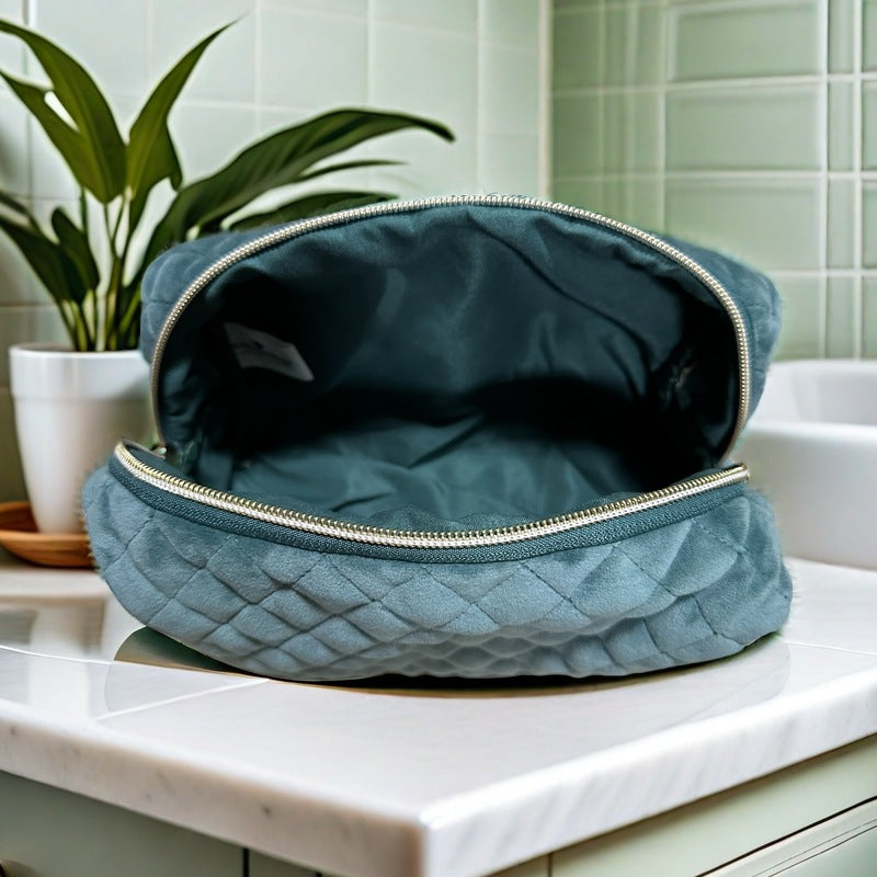 Large Capacity Velvet Cosmetic Bag